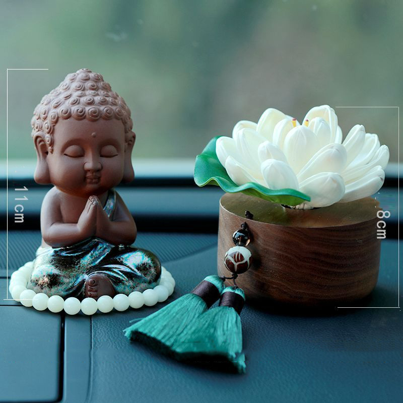 Bộ tượng Phật bên hoa sen để trên ô tô - Đồ trang trí nội thất